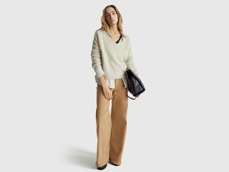 v-neck sweater in wool blend