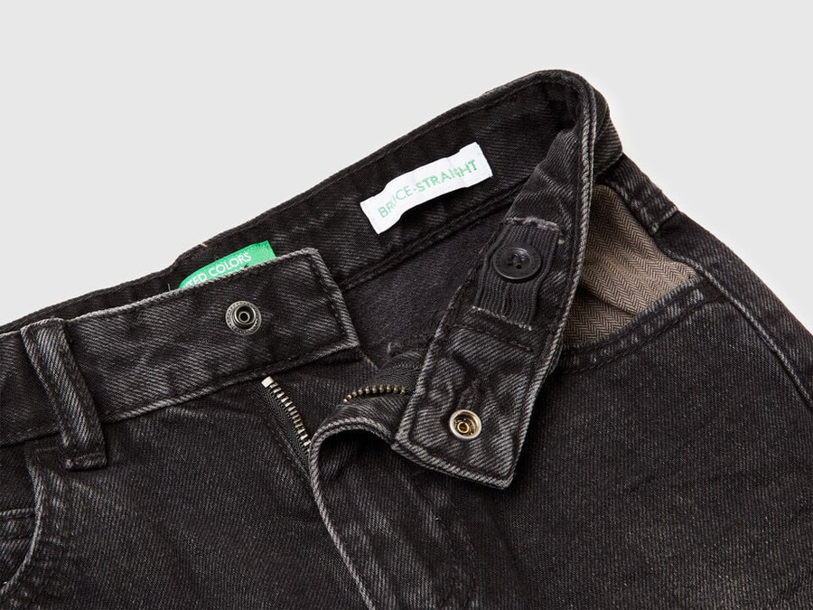straight fit jeans